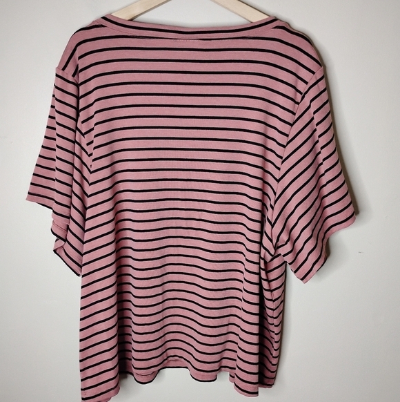 Oak & Trellis Striped V-Neck Boxy Tee | Pink/Black | Plus 2X - Picture 4 of 7